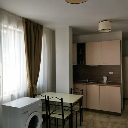 Апартхотел 1 Flowerstrasse Слънчев бряг